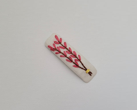 Viney Embroidered Snap Clip